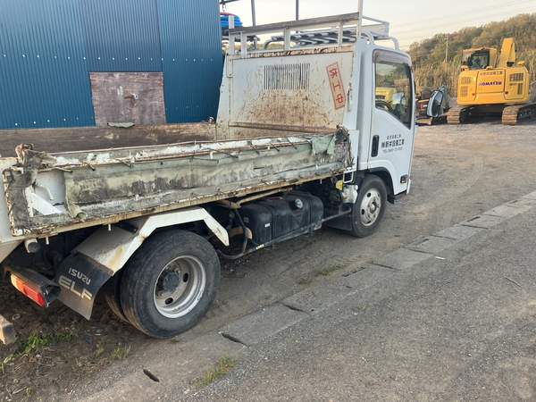 ISUZU ELF ダンプ